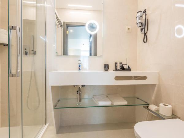 Hotel MeraPrime Gold Lisboa : photo 5 de la chambre chambre lits jumeaux standard