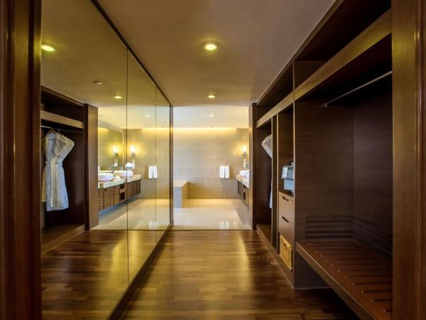 Hyatt Regency Kinabalu : photo 3 de la chambre suite lit king-size exécutive