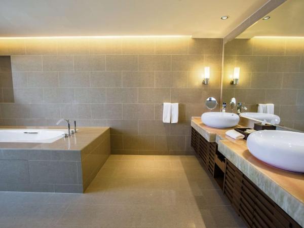 Hyatt Regency Kinabalu : photo 6 de la chambre suite lit king-size exécutive