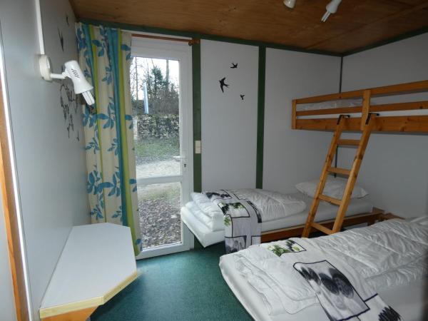 Les Chalets d'Argentouleau : photo 6 de la chambre bungalow 2 chambres + 2 salles de bains (6 adultes)