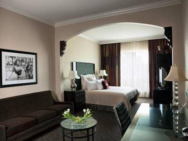 Hotel ZaZa Dallas : photo 1 de la chambre chambre lit king-size supérieure