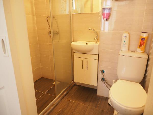 Deeps Hostel Ankara : photo 1 de la chambre chambre double (1-2 adultes)