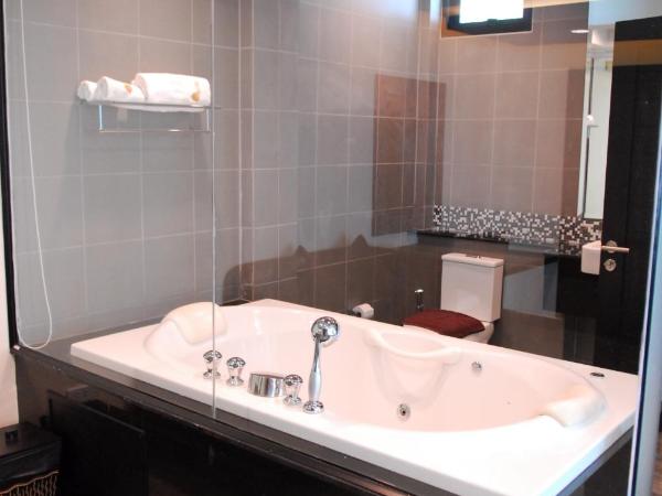 Monsane River Kwai Resort & Spa : photo 2 de la chambre suite supérieure - vue sur fleuve