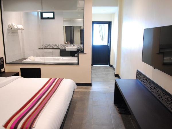 Monsane River Kwai Resort & Spa : photo 4 de la chambre suite standard - vue sur rivière