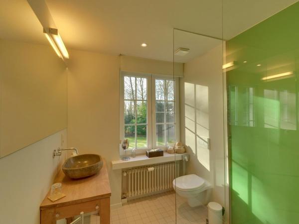 Hof Ter Beuke : photo 2 de la chambre chambre lit king-size avec balcon