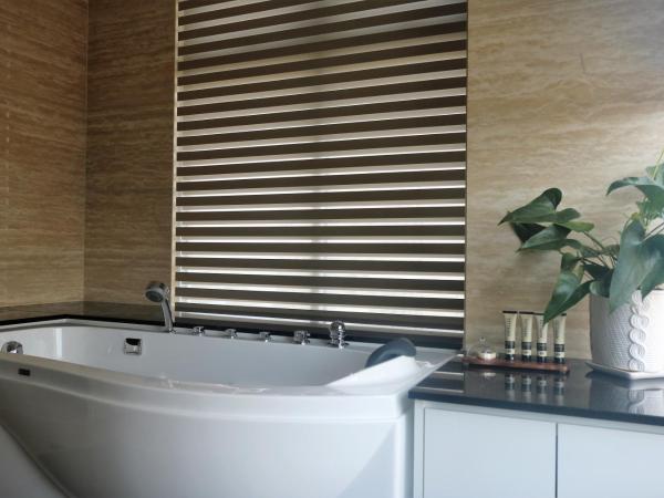 Vouk Hotel Suites, Penang : photo 6 de la chambre executive king room with bathtub