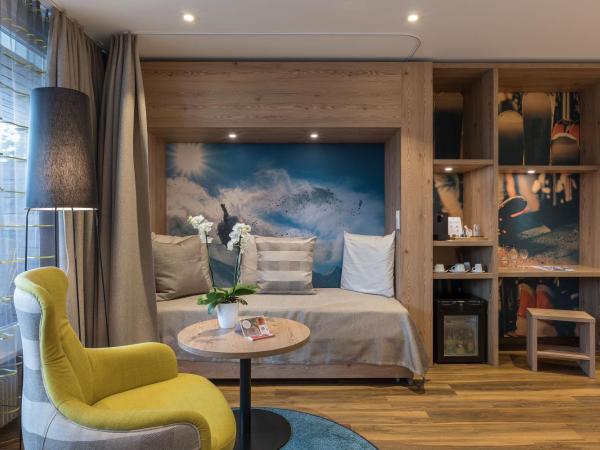 Sunstar Hotel Arosa : photo 3 de la chambre chambre familiale avec balcon