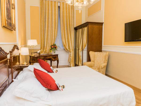 Hotel Bristol Palace : photo 4 de la chambre chambre double ou lits jumeaux (1 adulte)