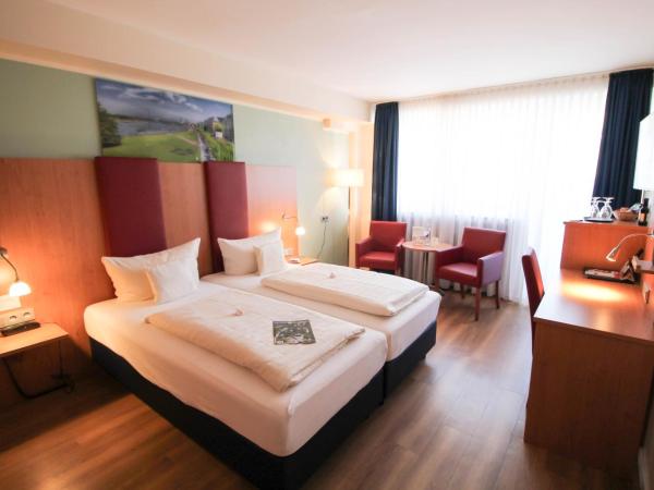 Hotel National Düsseldorf (Superior) : photo 5 de la chambre chambre double avec balcon