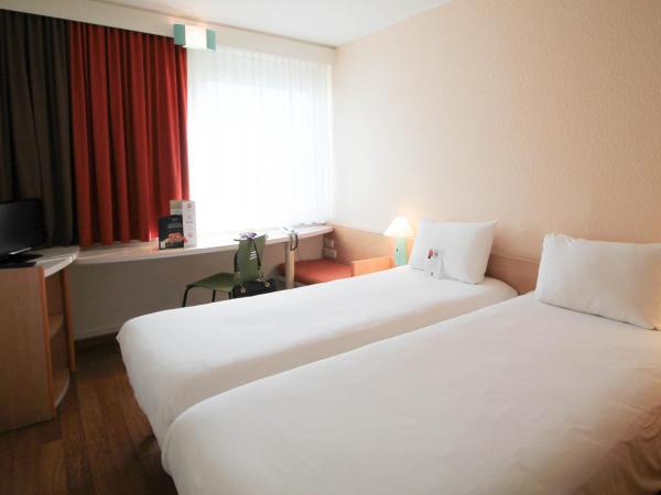 ibis Hotel Düsseldorf Hauptbahnhof : photo 2 de la chambre chambre lits jumeaux
