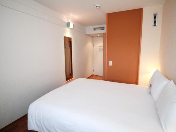 ibis Hotel Düsseldorf Hauptbahnhof : photo 5 de la chambre chambre lit king-size standard
