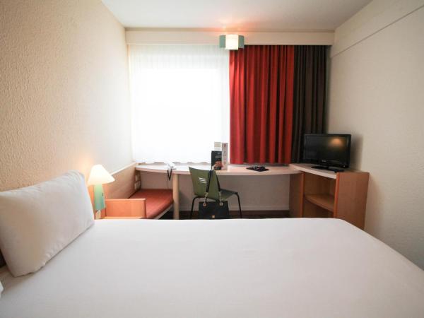 ibis Hotel Düsseldorf Hauptbahnhof : photo 4 de la chambre chambre lit king-size standard