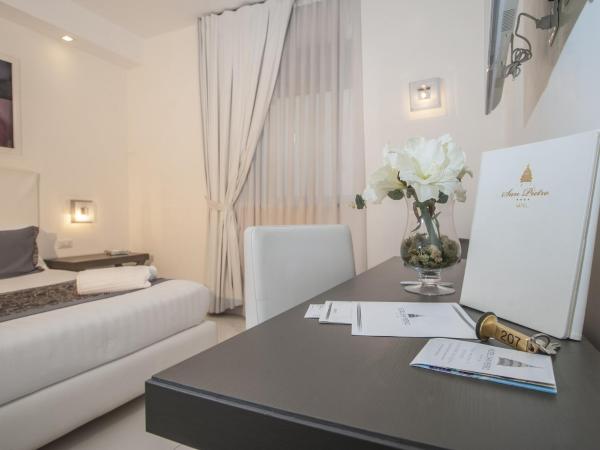 Hotel San Pietro : photo 9 de la chambre chambre double deluxe