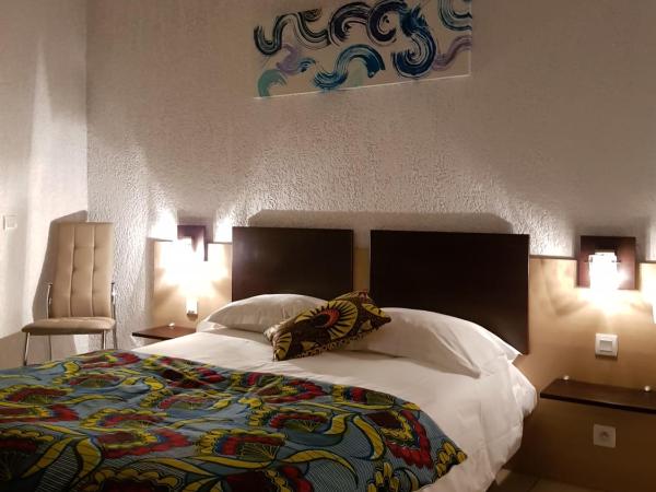 Hotel & Restaurant le Saint Jean : photo 3 de la chambre chambre double - vue maquis

