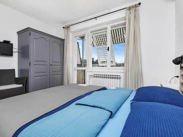 Casa Galleria Rica : photo 7 de la chambre chambre double - vue sur jardin