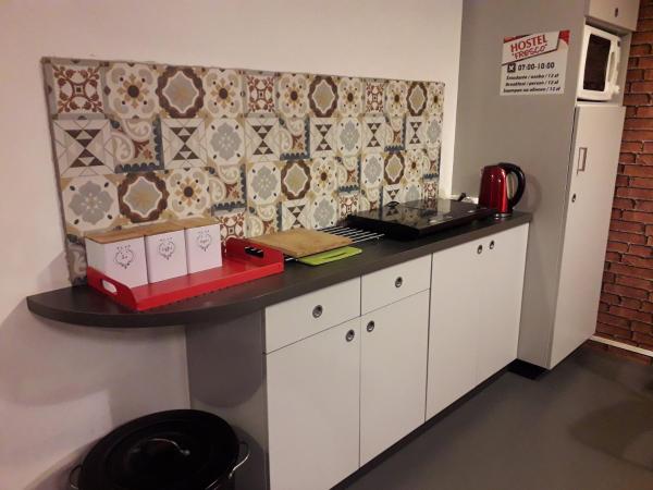 Pokoje Gościnne FRESCO : photo 7 de la chambre chambre lits jumeaux avec salle de bains commune