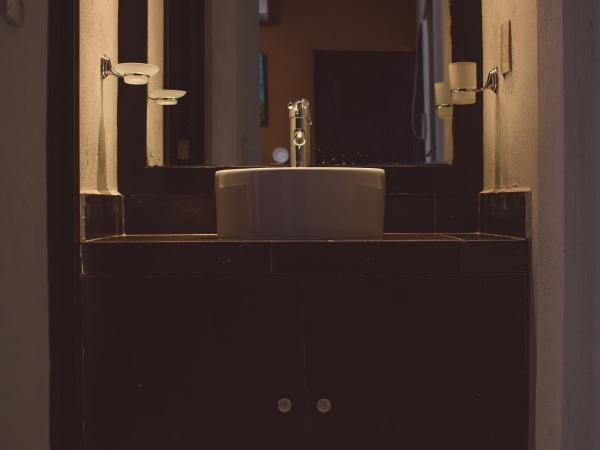 Hotel Belisario INN : photo 4 de la chambre grande chambre simple