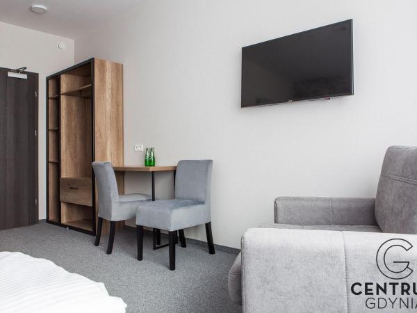 Gdynia Centrum : photo 5 de la chambre chambre double deluxe (2 adultes + 1 enfant)