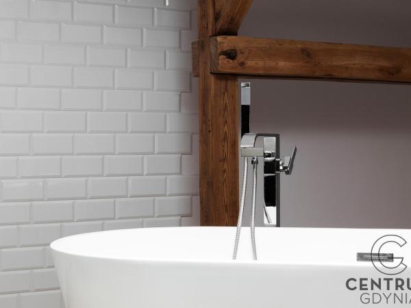 Gdynia Centrum : photo 6 de la chambre chambre double deluxe avec baignoire