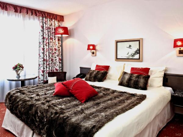 Chalet-Hotel Beau-Site : photo 1 de la chambre chambre double ou lits jumeaux avec balcon