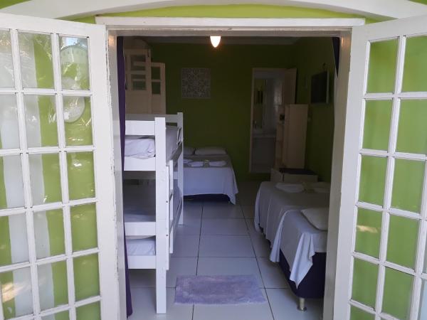Hotel Pousada Papaya Verde : photo 4 de la chambre chambre familiale (5 adultes)