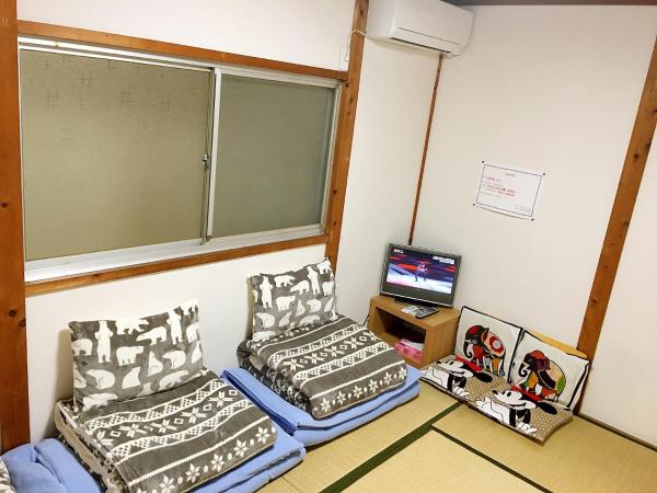 Osaka Guesthouse SAYURI HONKAN : photo 5 de la chambre bungalow familial