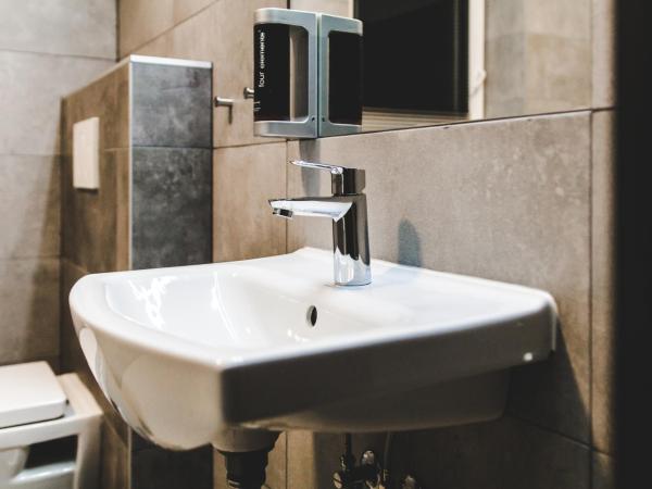 SILESIA Residence : photo 4 de la chambre chambre deluxe double ou lits jumeaux