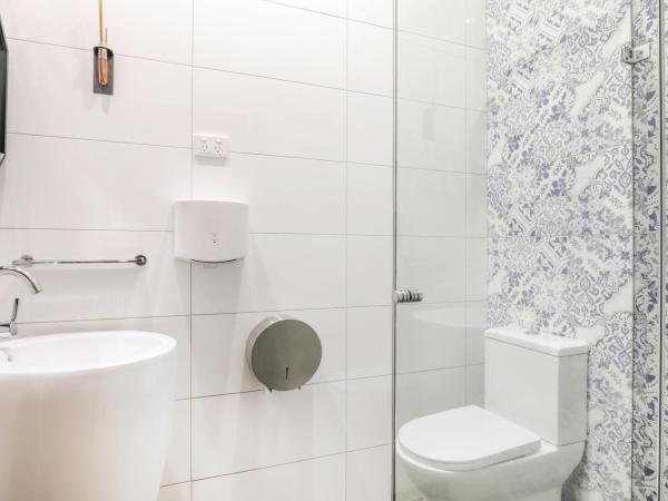 Glenferrie Lodge : photo 4 de la chambre chambre double avec salle de bains commune