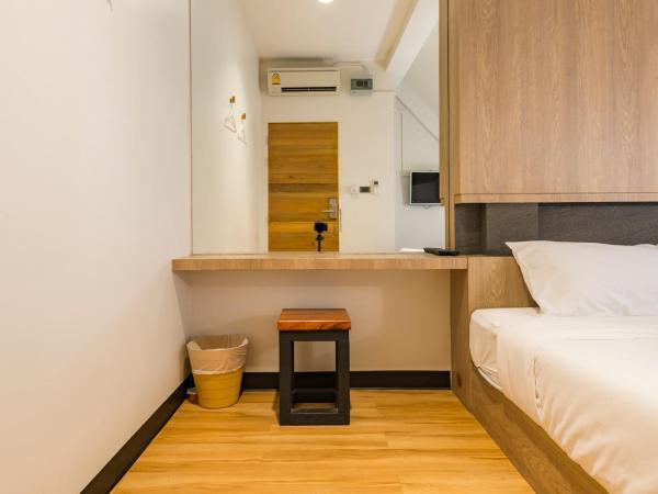 T Hostel @ Victory Monument : photo 8 de la chambre chambre double standard avec salle de bains commune