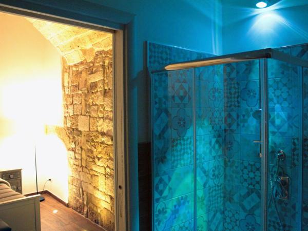 DeShome Guest House : photo 8 de la chambre chambre triple supérieure