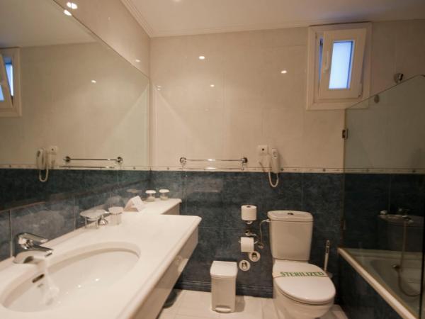 Hotel Adonis : photo 5 de la chambre chambre double ou lits jumeaux standard