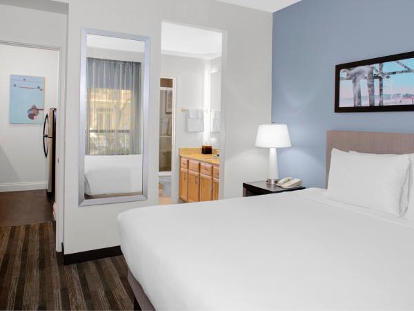 Hyatt House Dallas Lincoln Park : photo 2 de la chambre suite studio lit king-size