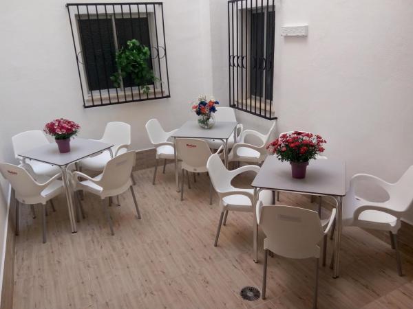 Guest House Lana Denia : photo 9 de la chambre chambre quadruple