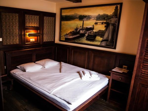 Boat Hotel Matylda : photo 3 de la chambre chambre double supérieure