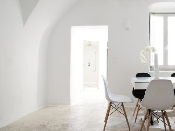 Hotel Thireas : photo 4 de la chambre suite cave familiale