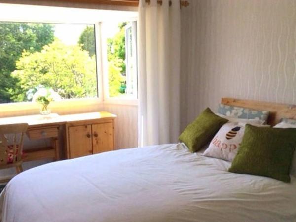 Comfortable rooms : photo 6 de la chambre chambre double - vue sur jardin
