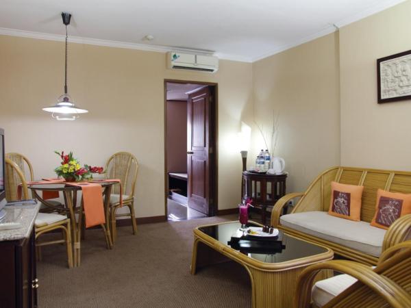 The Jayakarta Yogyakarta Hotel & Spa : photo 2 de la chambre suite junior