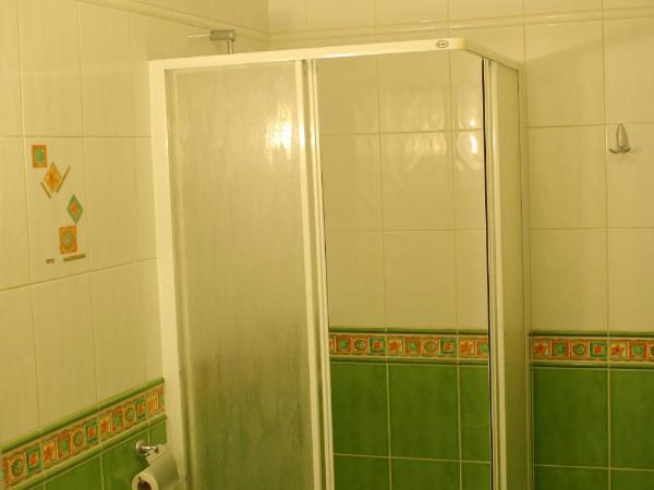 Amicus Żoliborz : photo 4 de la chambre chambre triple standard