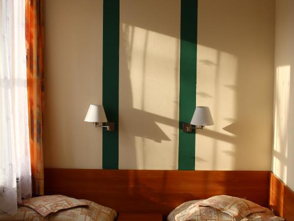 Amicus Żoliborz : photo 1 de la chambre chambre triple