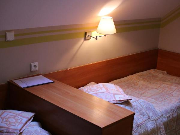Amicus Żoliborz : photo 1 de la chambre petite chambre double