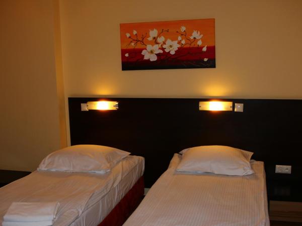 Amicus Żoliborz : photo 1 de la chambre chambre quadruple