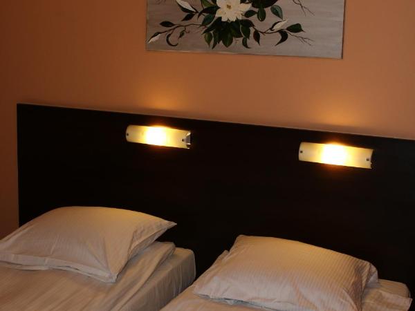 Amicus Żoliborz : photo 3 de la chambre chambre quadruple