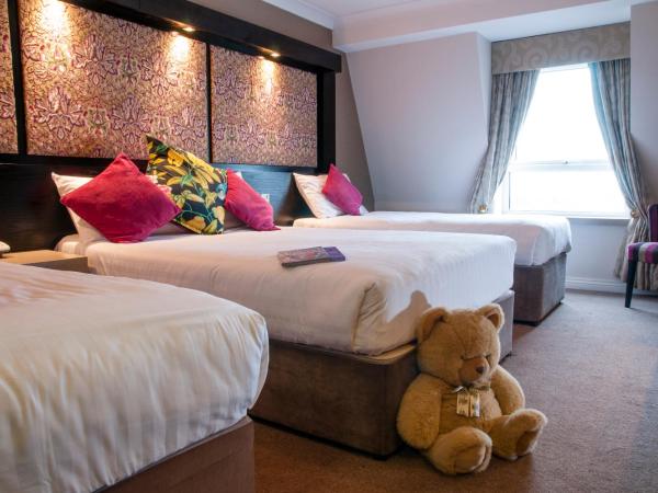 Flannery's Hotel : photo 7 de la chambre chambre familiale (2 adultes + 3 enfants)