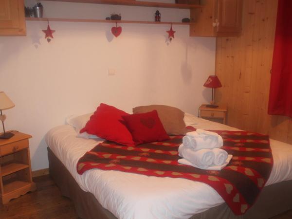 Bed and Breakfast Chalet Manava : photo 6 de la chambre chambre double ou lits jumeaux