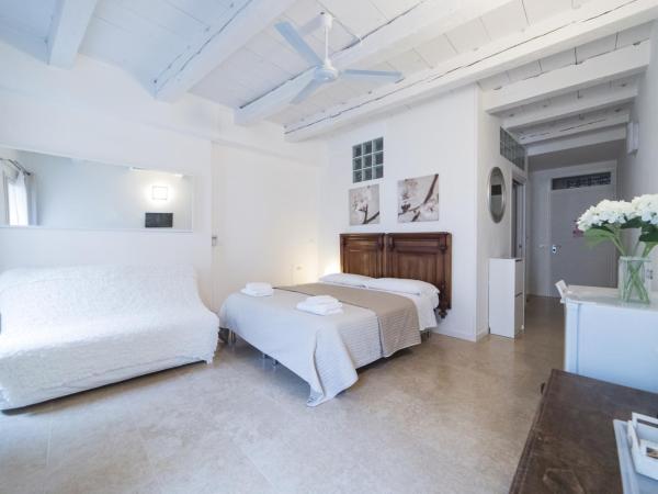 Academia Residence : photo 3 de la chambre chambre triple