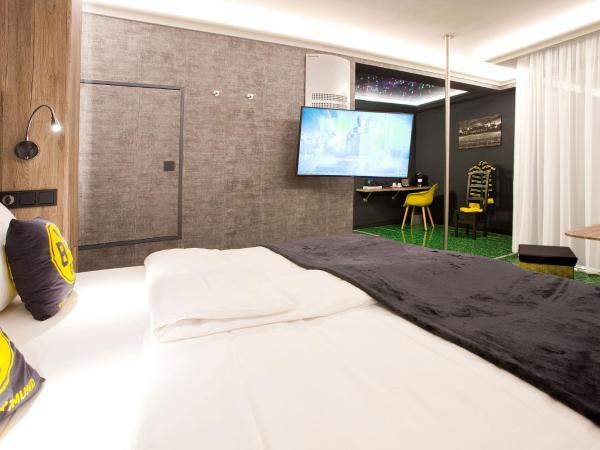 stays design Hotel Dortmund : photo 4 de la chambre chambre bvb