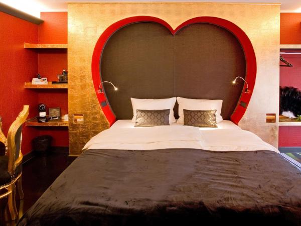 stays design Hotel Dortmund : photo 5 de la chambre suite moulin rouge