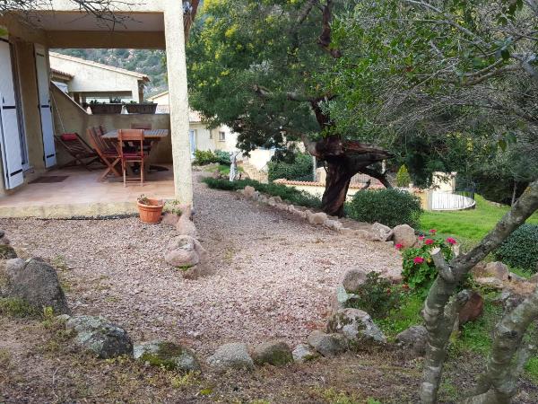 Locations Résidence Rocca Rossa Palombaggia : photo 8 de la chambre studio - vue sur piscine