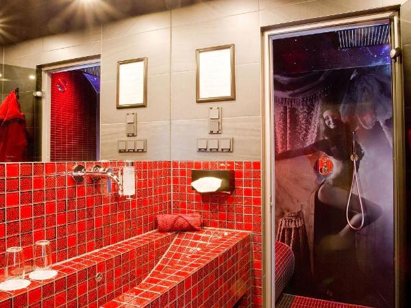 stays design Hotel Dortmund : photo 6 de la chambre suite moulin rouge