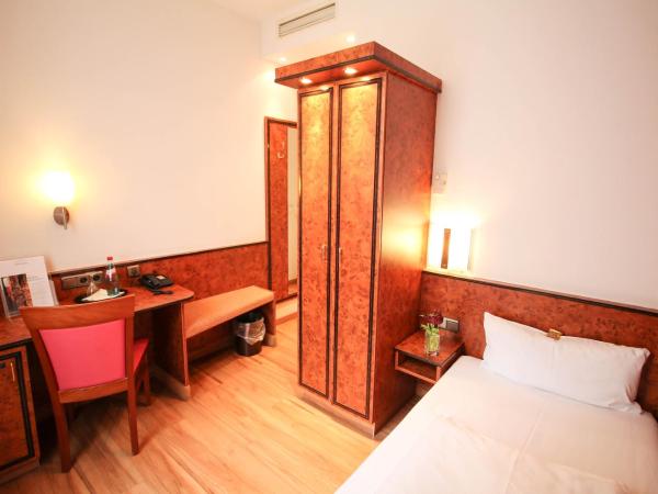 Hotel Miramar am Römer : photo 2 de la chambre chambre simple